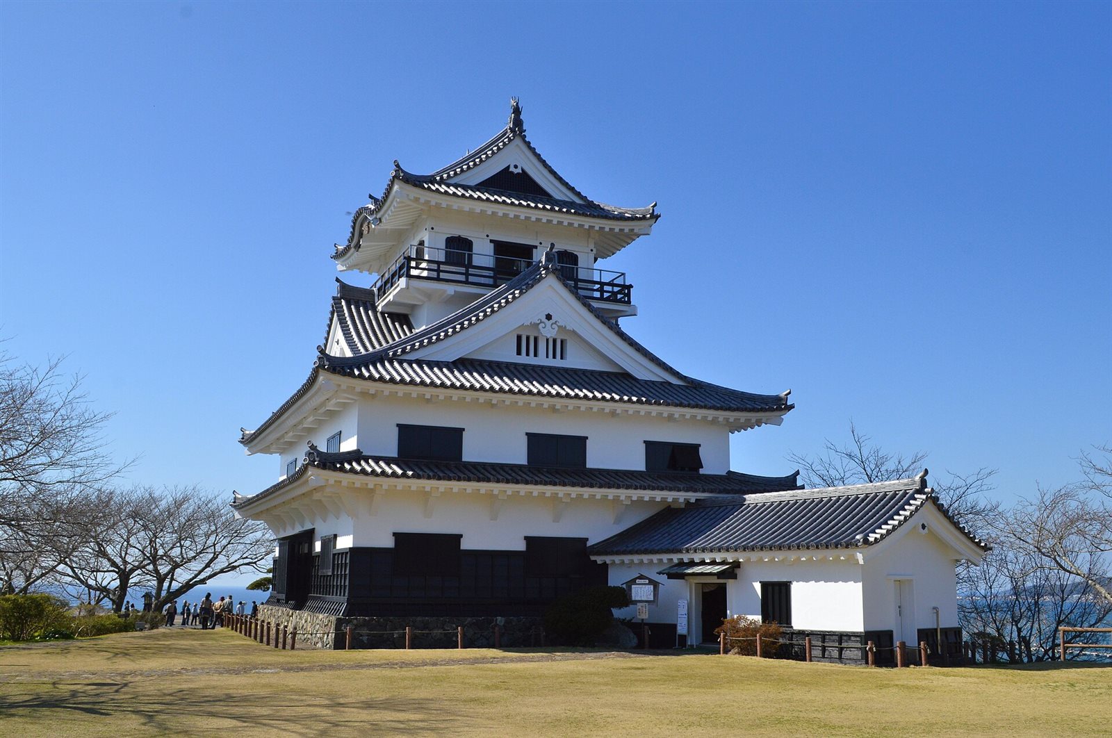 館山城の天守